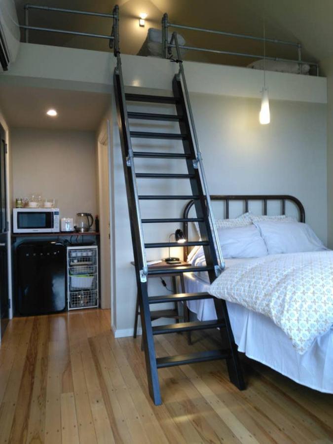 Hotel Tiny House In The Sky Dunedin Exterior foto
